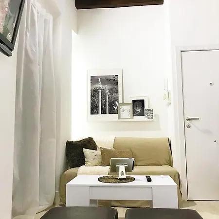 Pasaje De Amores * Sevilla